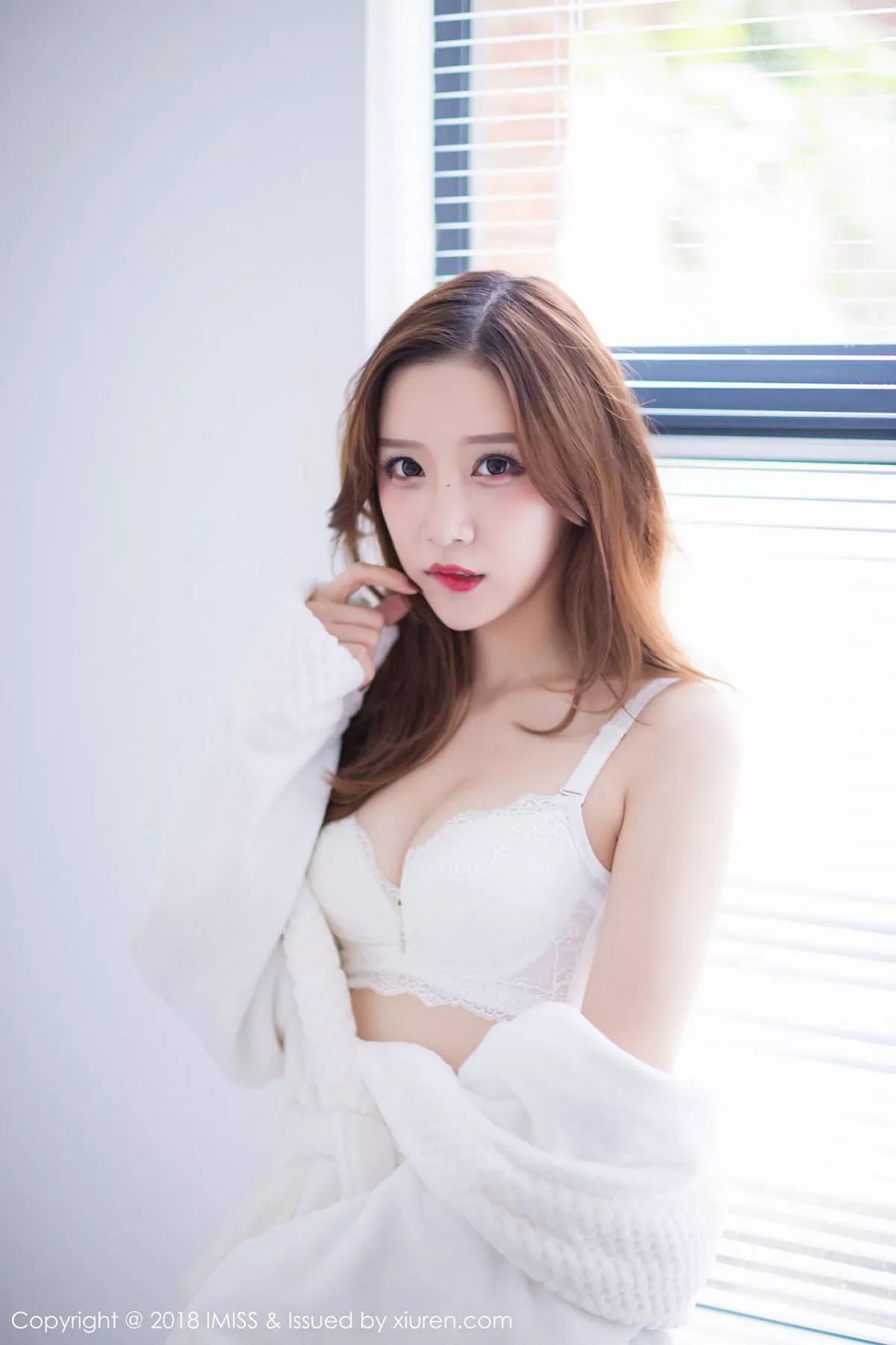 [Imiss爱蜜社]第233期小琳写真 [44P]-cos