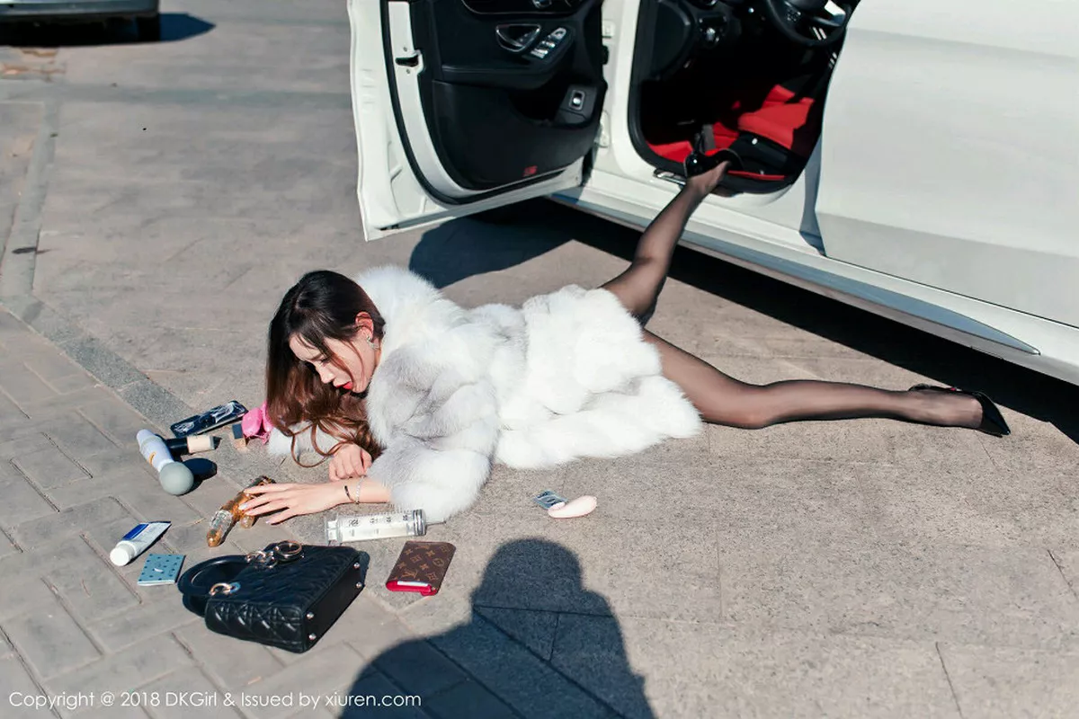 [DKGirl御女郎]第088期艾小青写真 [51P]-cos