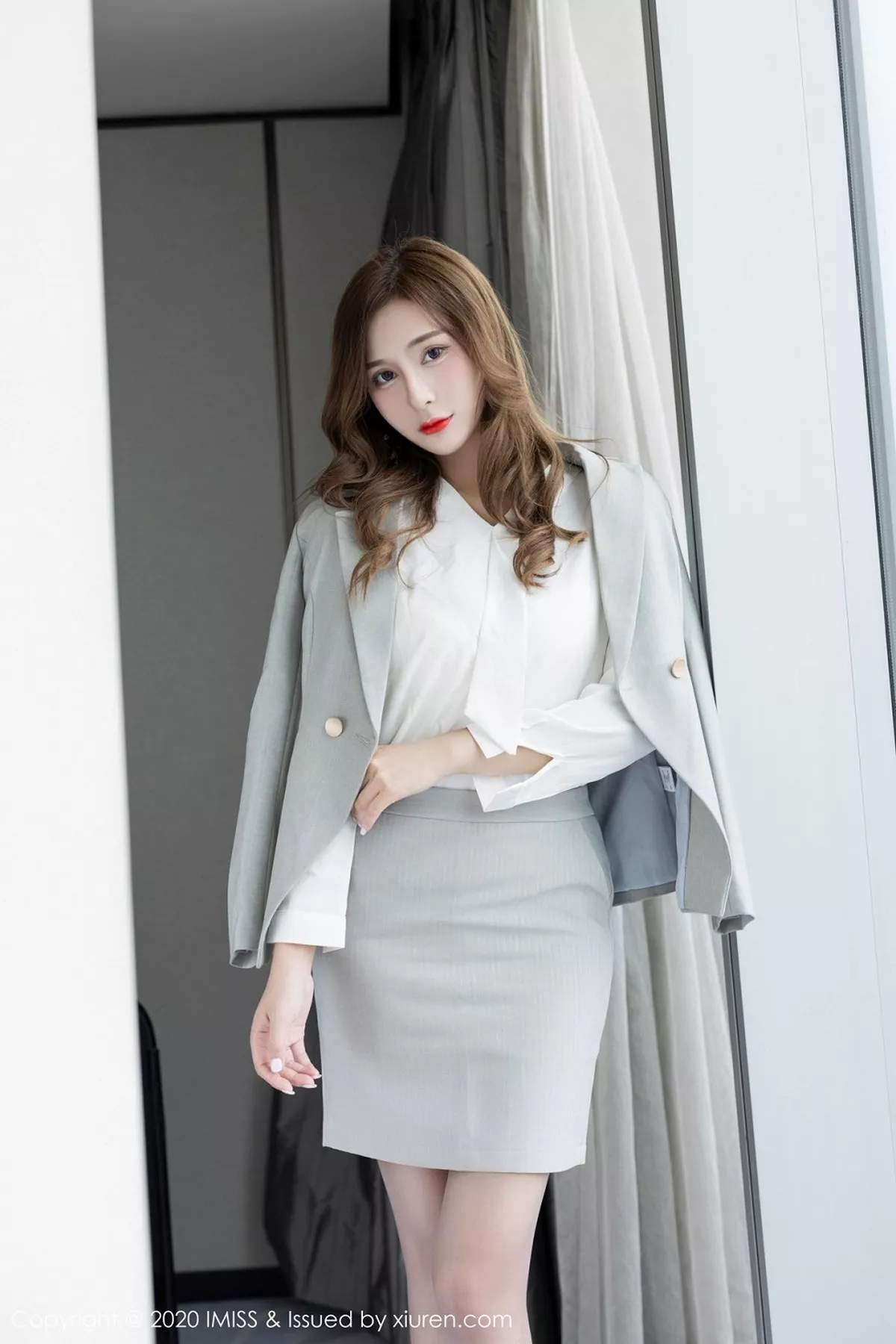 [Imiss爱蜜社]第535期Lavinia写真 [54P]-cos