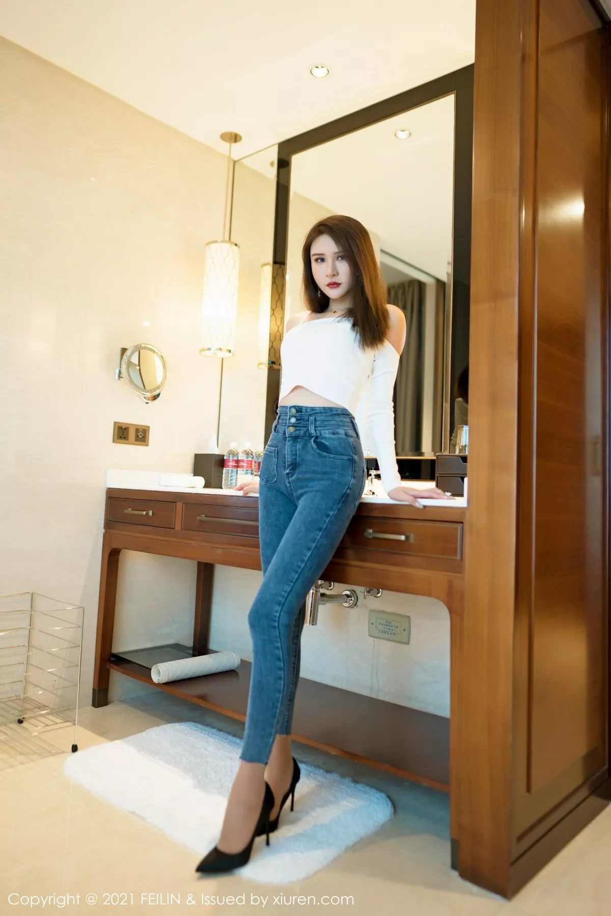 [FeiLin嗲囡囡]第389期顾奈奈写真 [42P]-cos