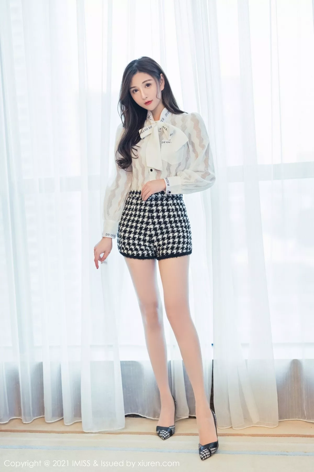 [Imiss爱蜜社]第579期Lavinia写真 [47P]-cos