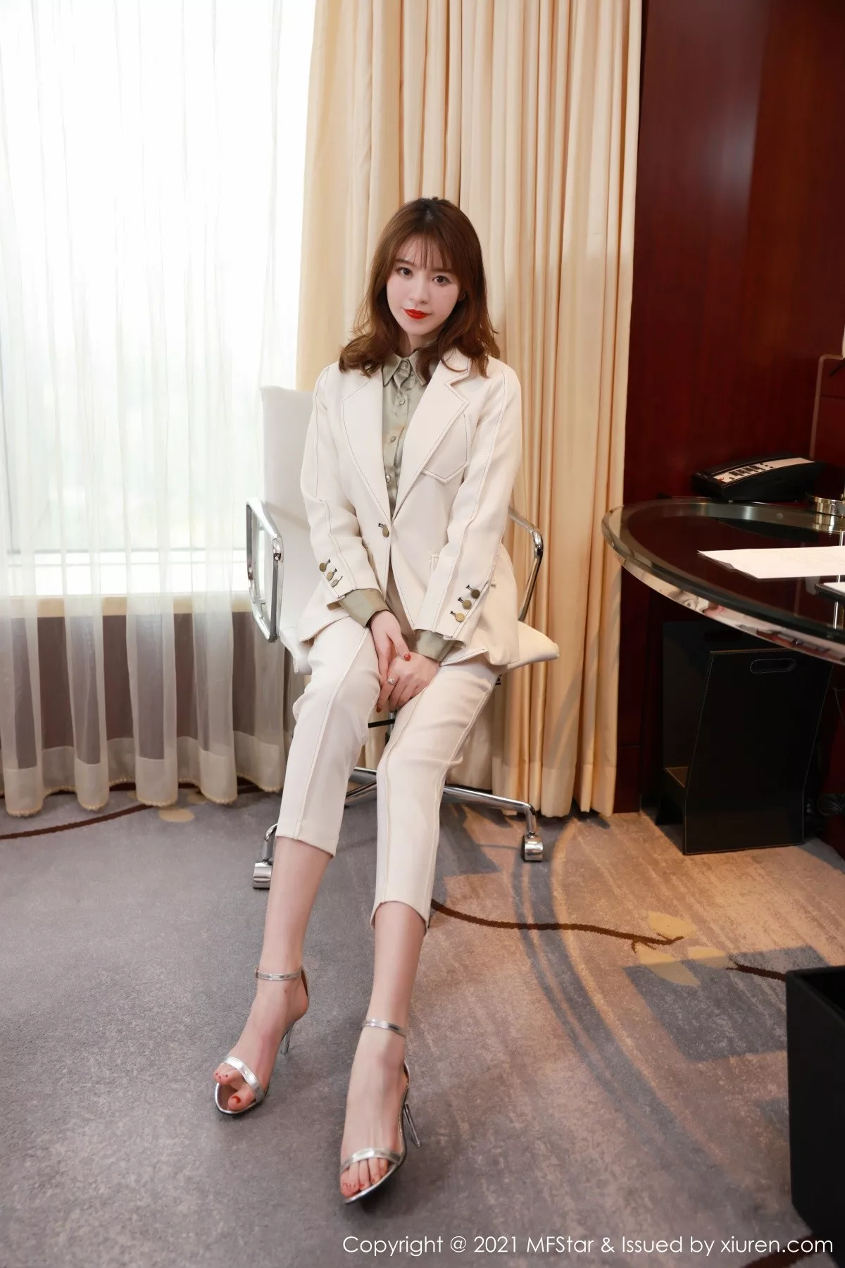 [MFStar模范学院]第485期yoo优优写真 [45P]-cos