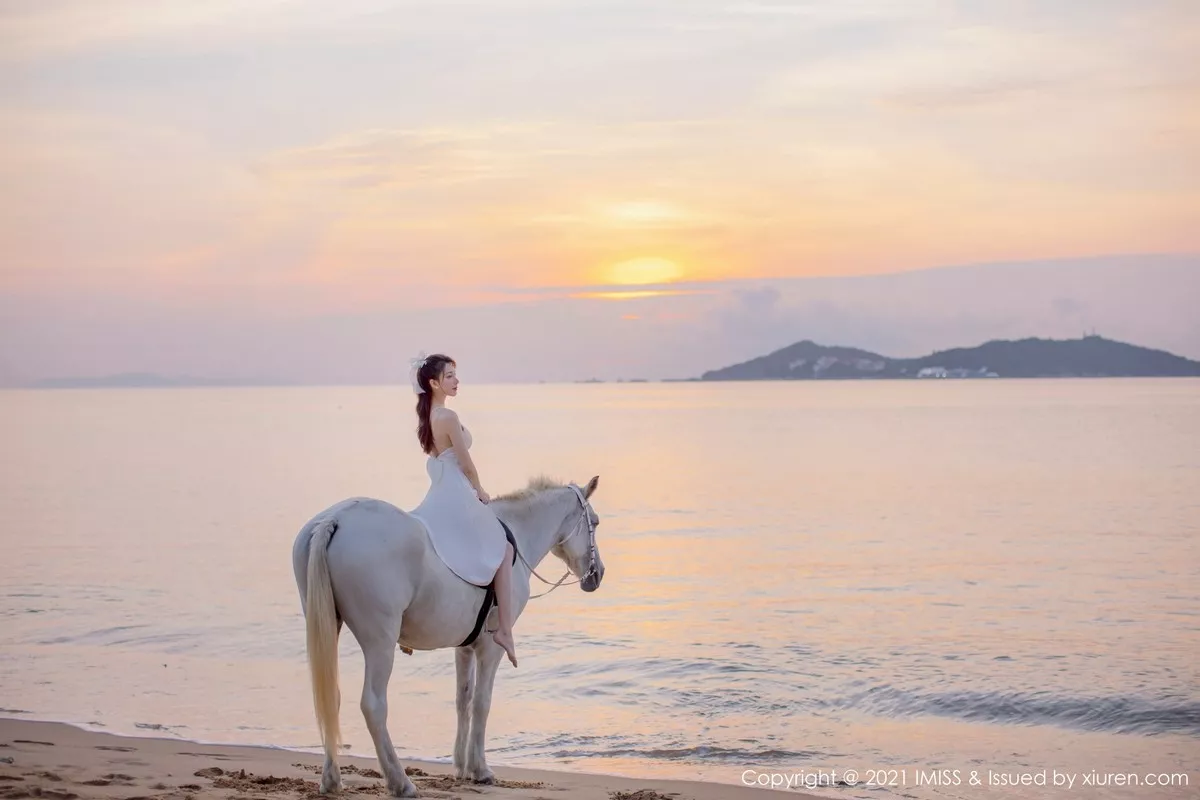 [Imiss爱蜜社]第643期刘奕宁写真 [44P]-cos