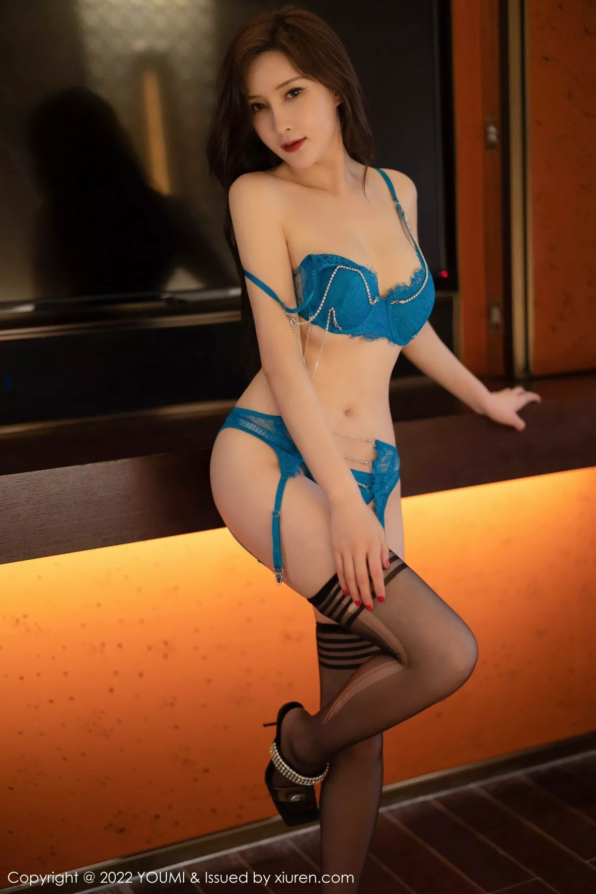 [YouMi尤蜜荟]第848期奶瓶土肥圆写真 [76P]-cos