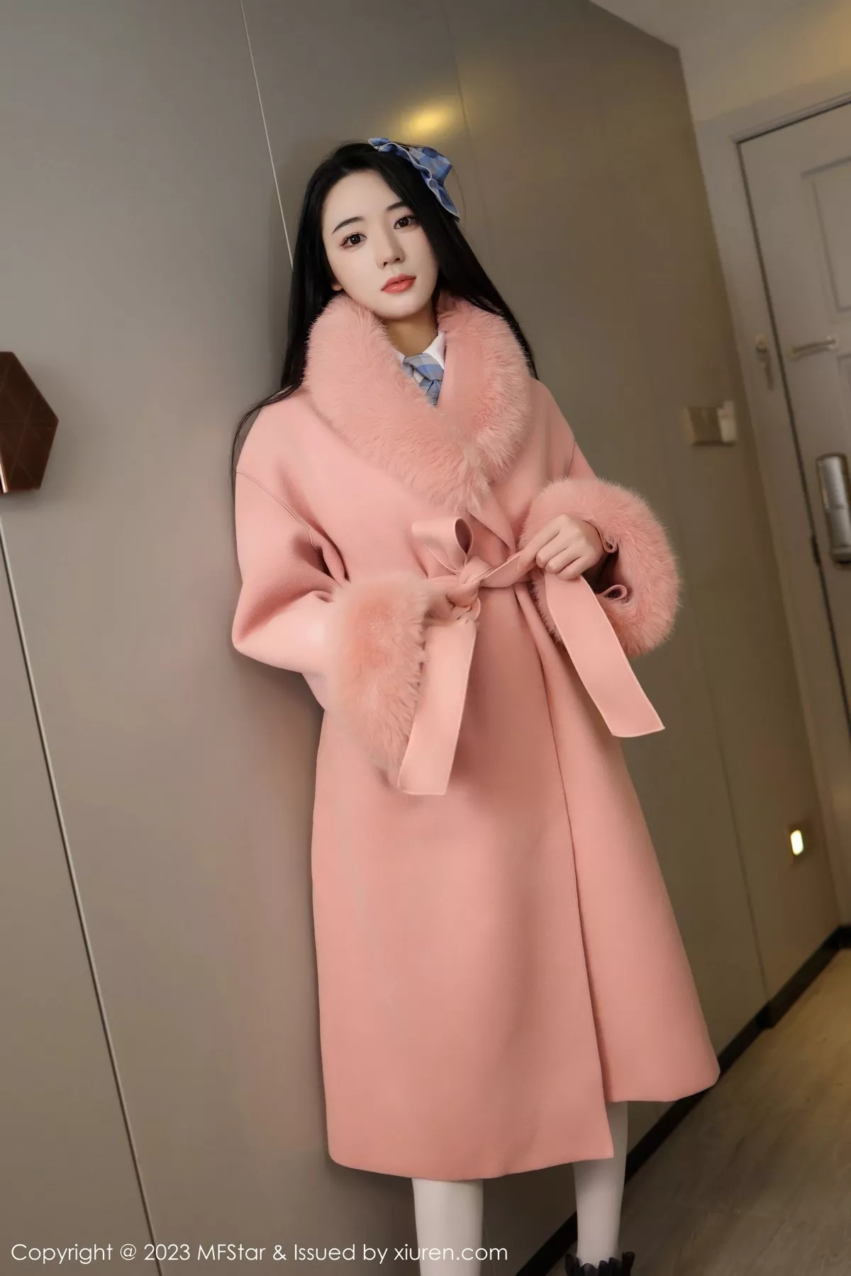 [MFStar模范学院]第591期汐汐爱吃草莓写真 [81P]-cos