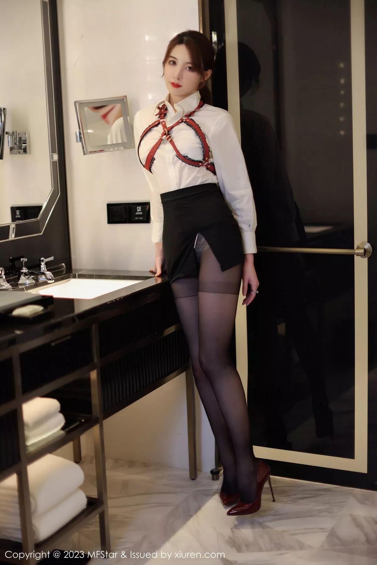 [MFStar模范学院]第615期yoo优优写真 [50P]-cos