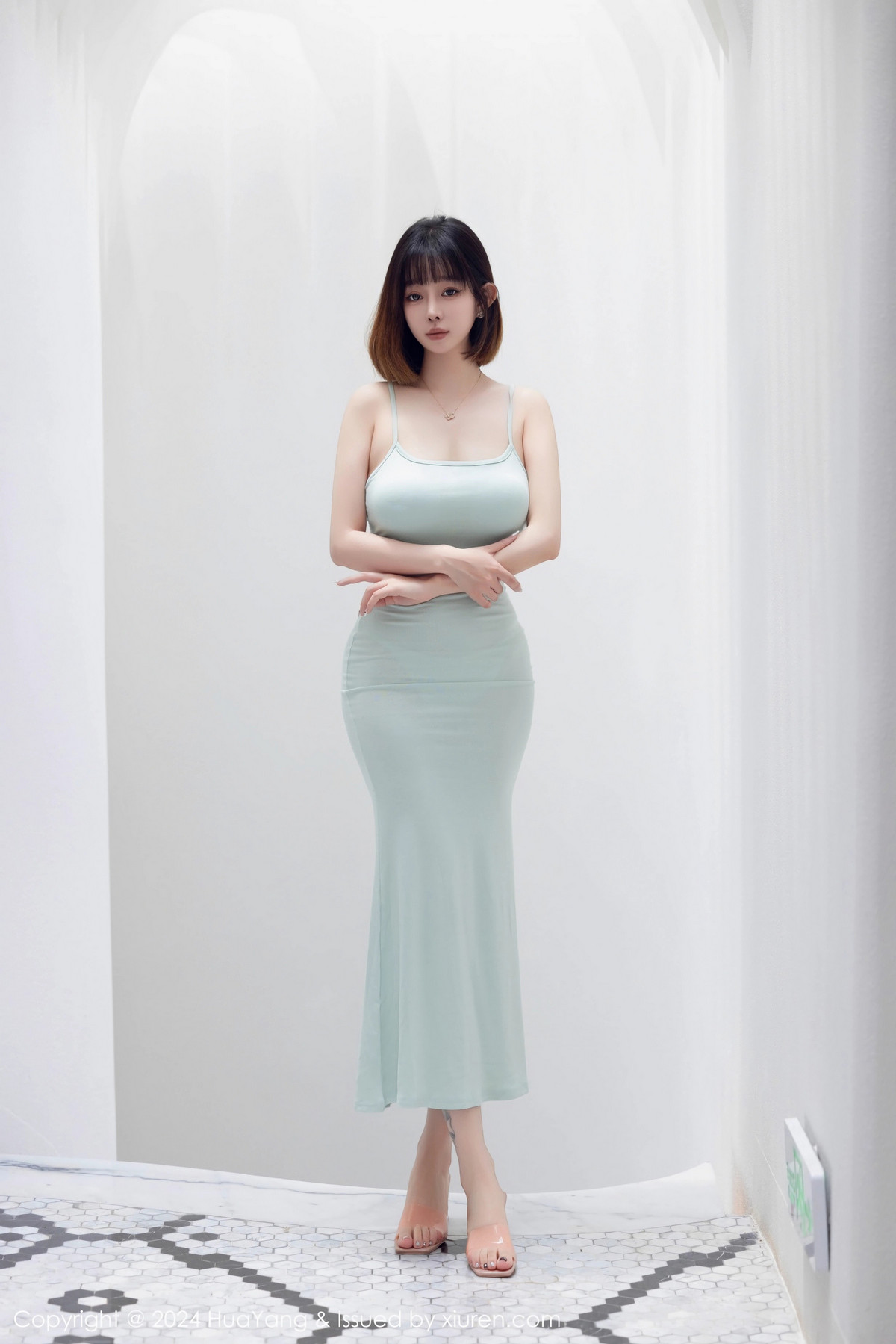 [HuaYang花漾]第586期王雨纯写真 [94P]-cos