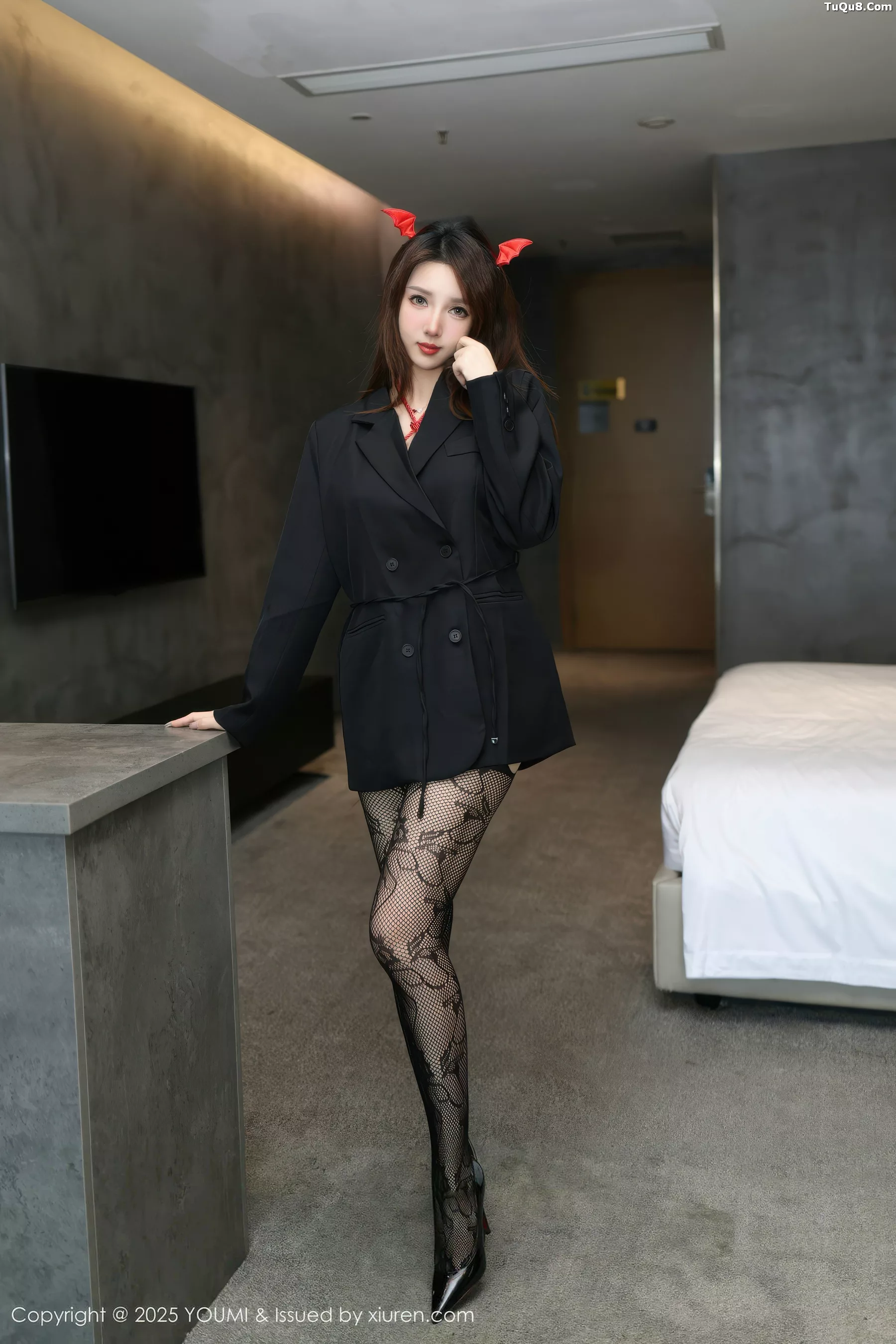 [YouMi尤蜜荟]第1176期Twins-夭夭写真 [73P]-cos